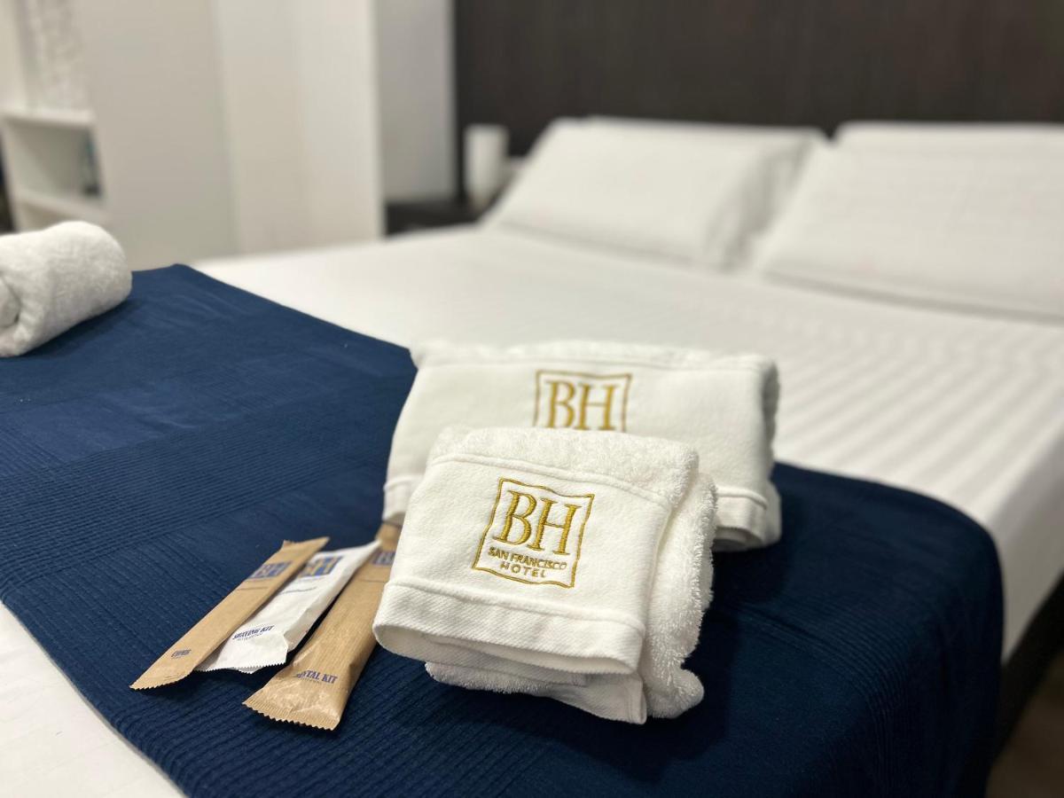 Apartamentos Bh Suites Alicante Luaran gambar